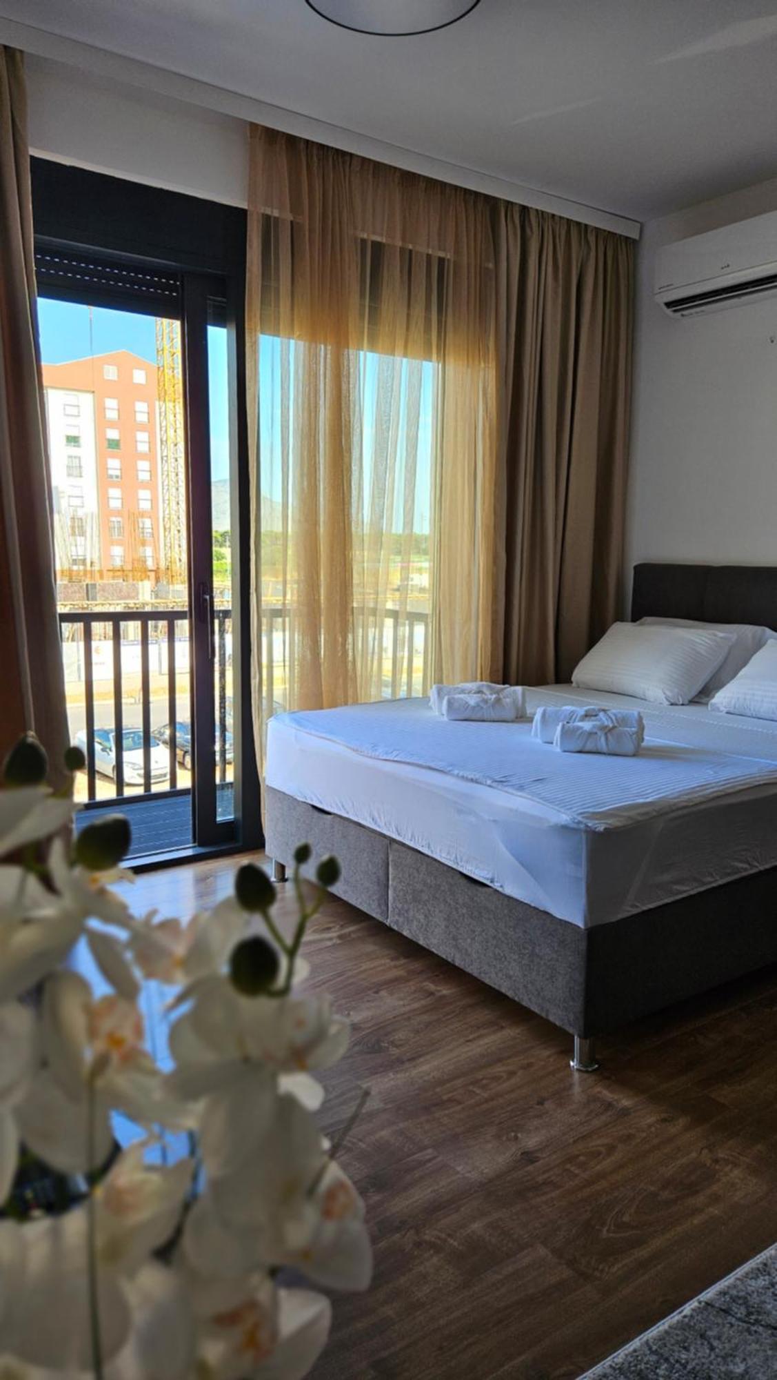 Podgorica Apartments Planet Екстериор снимка