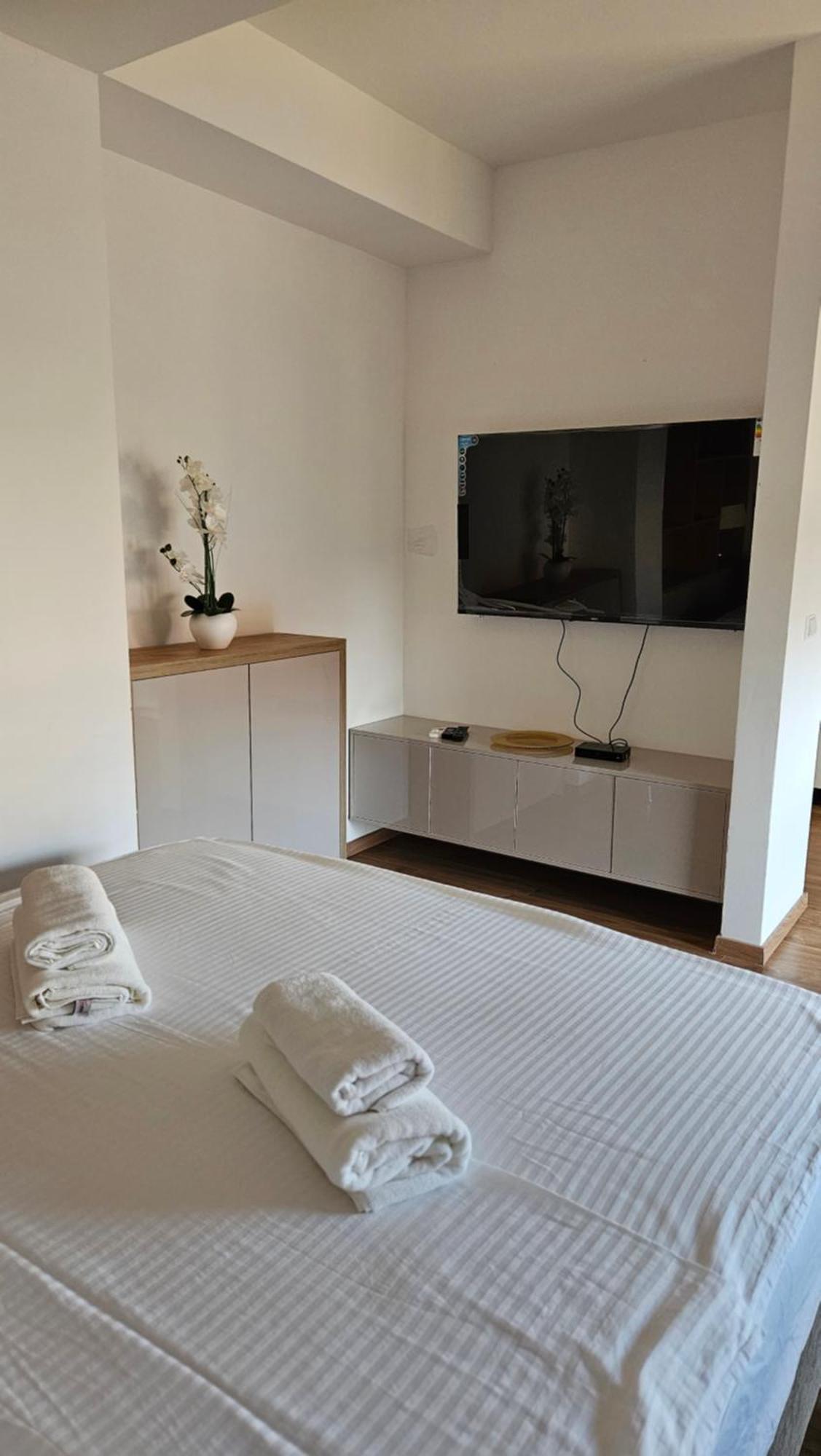 Podgorica Apartments Planet Екстериор снимка