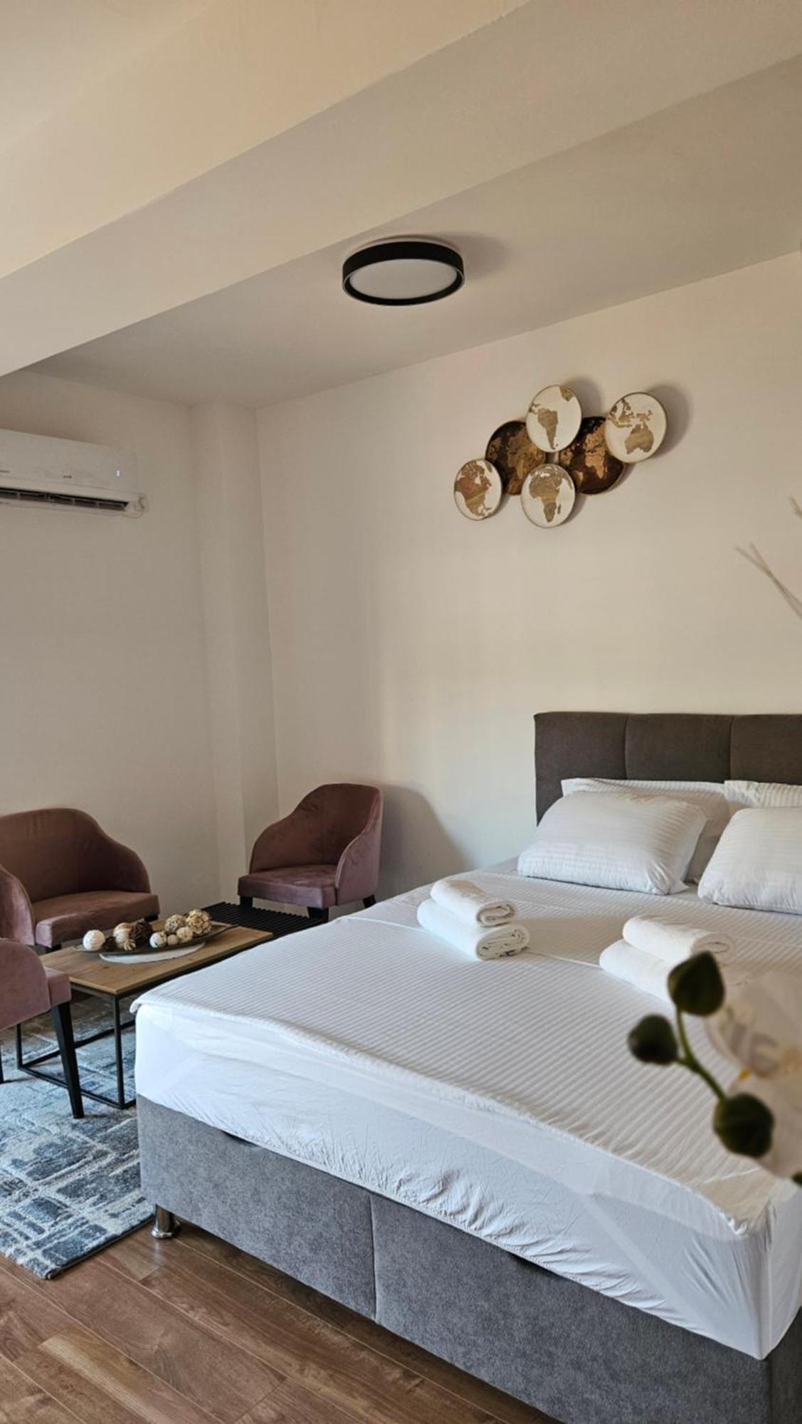 Podgorica Apartments Planet Екстериор снимка