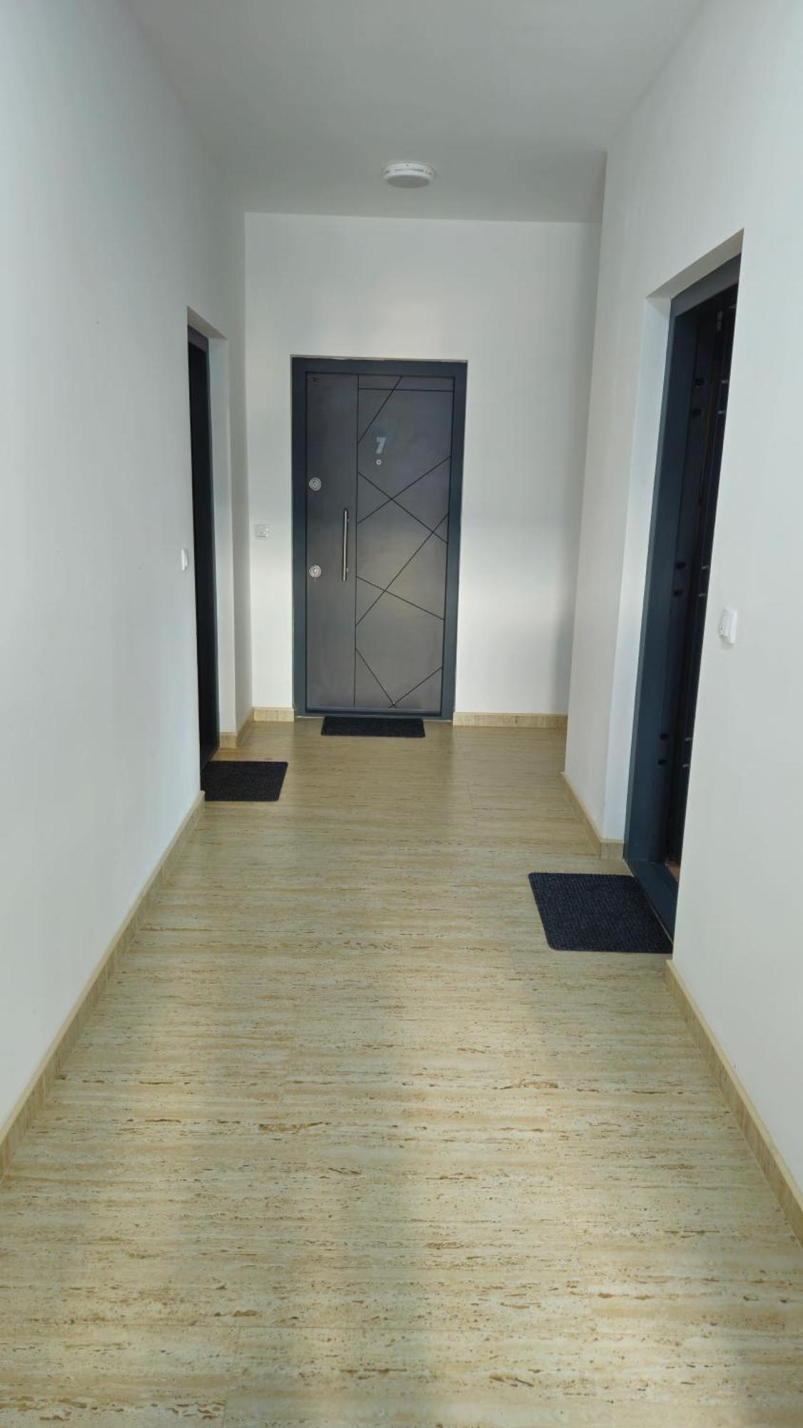 Podgorica Apartments Planet Екстериор снимка