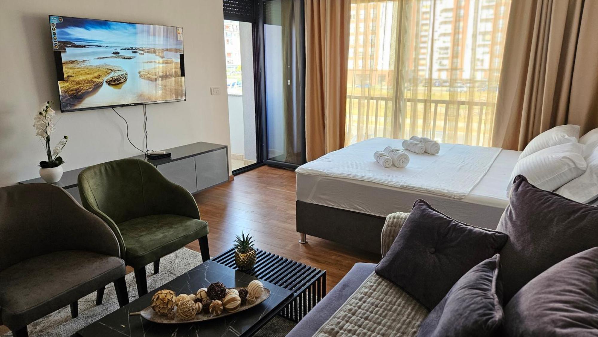 Podgorica Apartments Planet Екстериор снимка